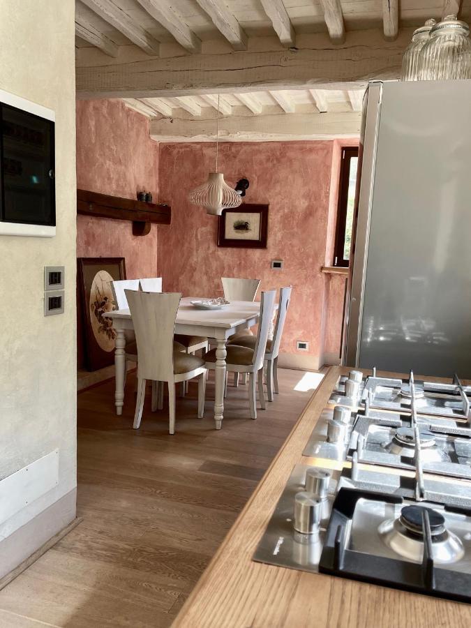 Bed and Breakfast A14 Pietrasanta La Dama Del Bosco Exterior foto